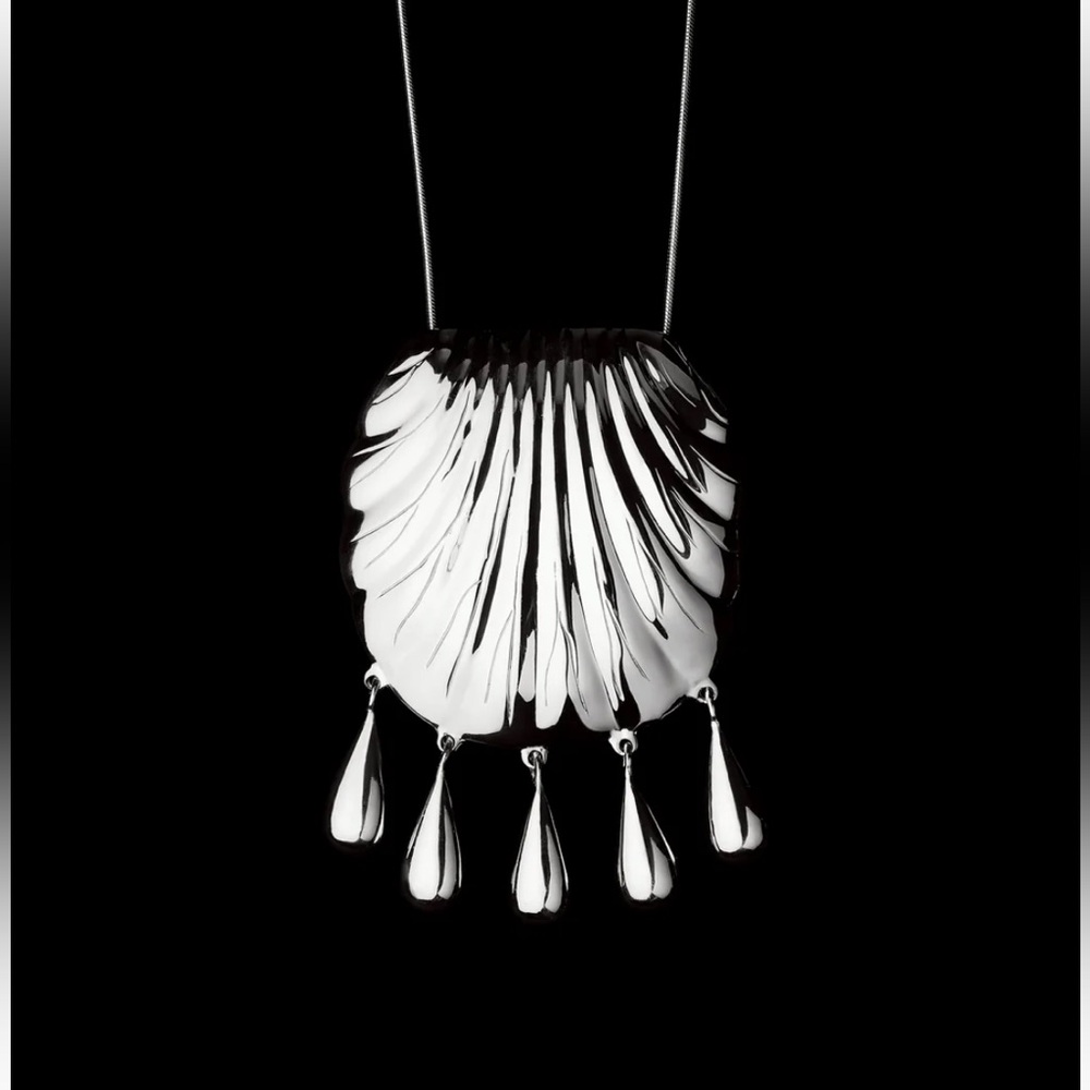 Juju Vera Sterling silver Petra Shell Pendant Necklace